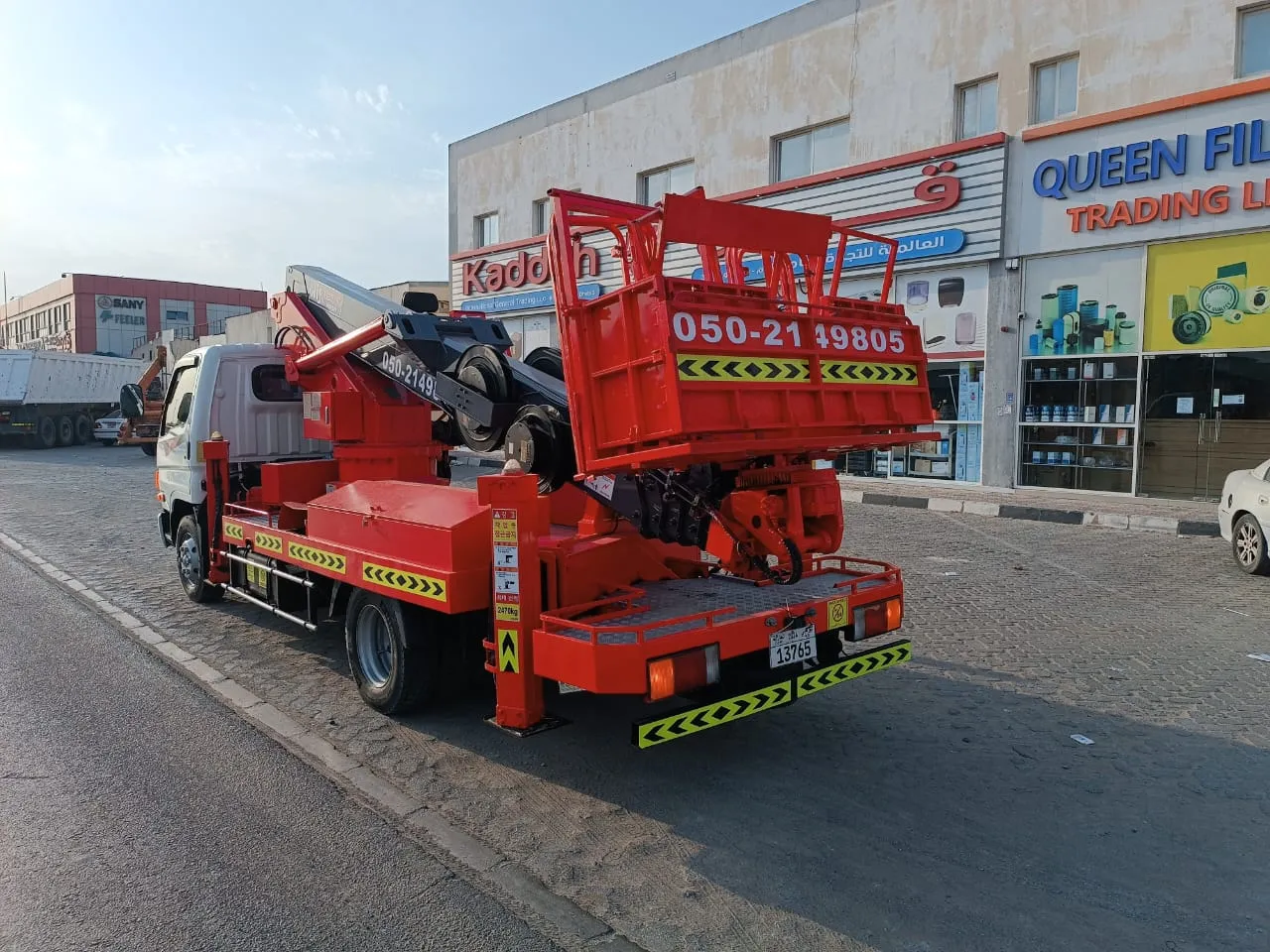 Lail O Nahar crane fleet operating across the UAE