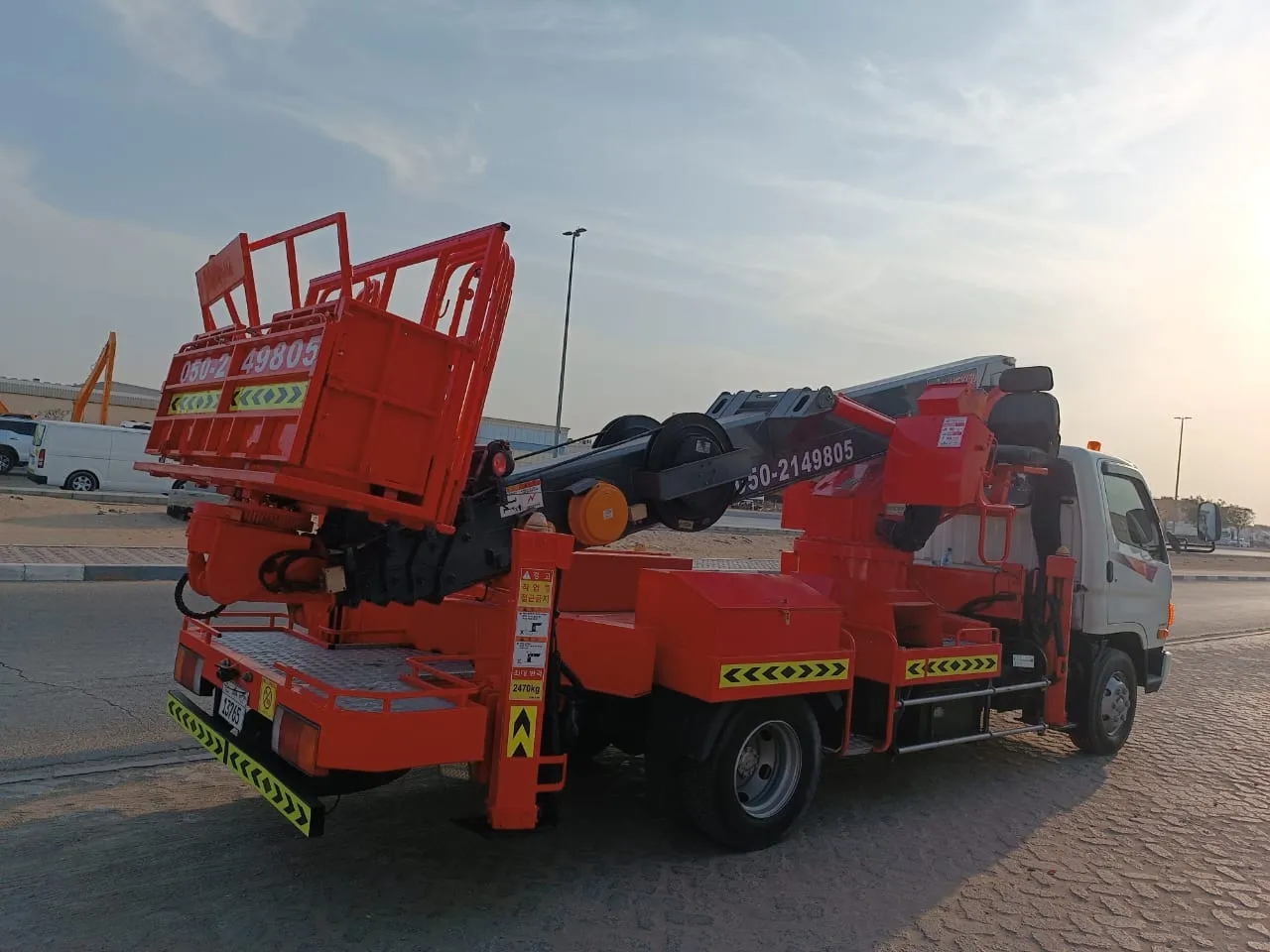 Lail O Nahar crane fleet operating across the UAE